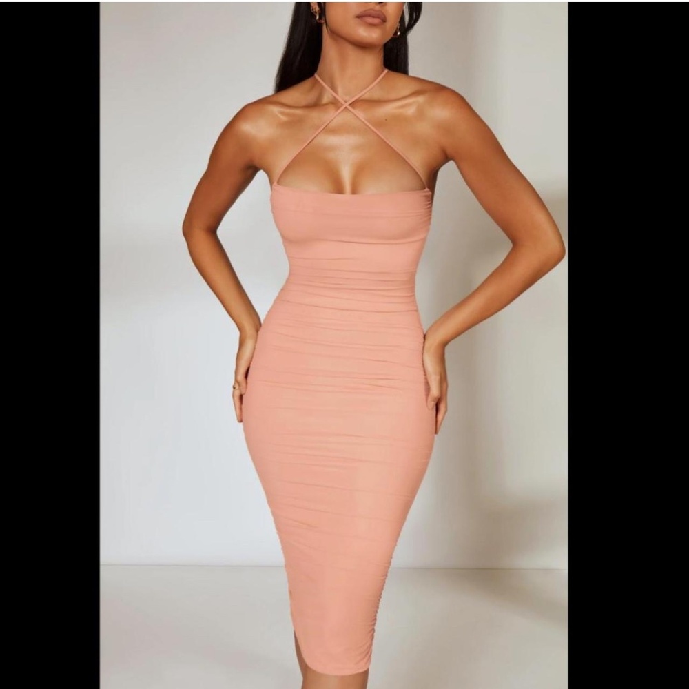 Dress - Picture 2 of 3